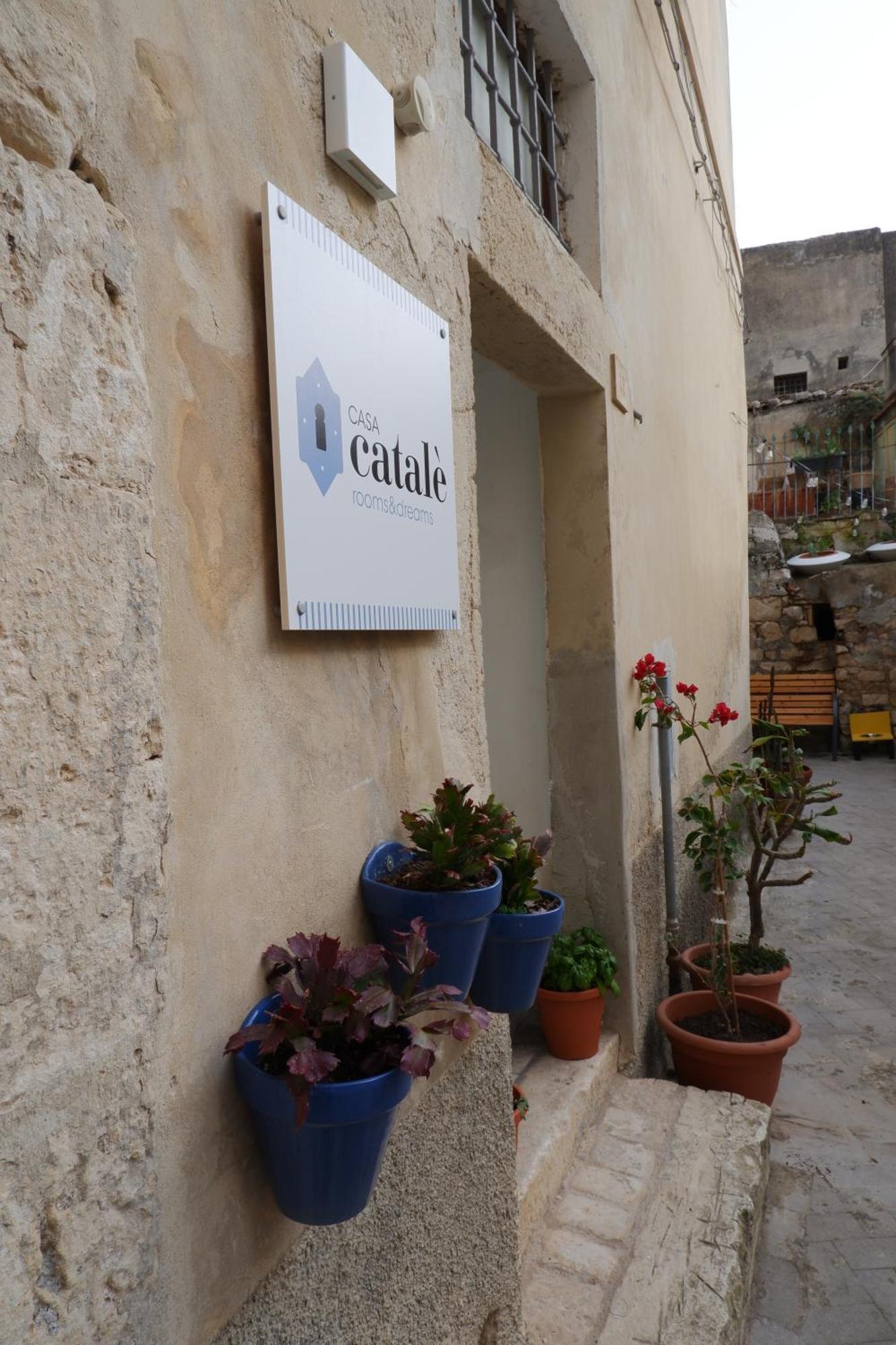 Casa Catale Bed & Breakfast Modica Dış mekan fotoğraf